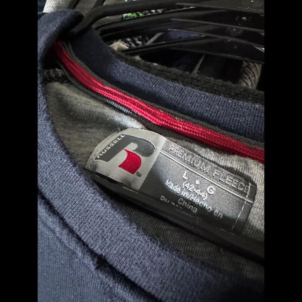 Russell Athletic Crewneck Sweatshirt - Picture 2 of 2